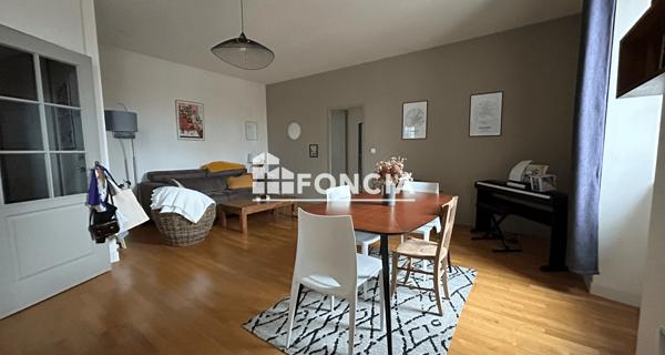 Location Appartement 2 pièces 52.1 m² - Poitiers 86000