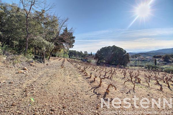 A VENDRE EN EXCLUSIVITE ! LORGUES - Maison 110 m² avec grand terrain d'environ 8 000 m²