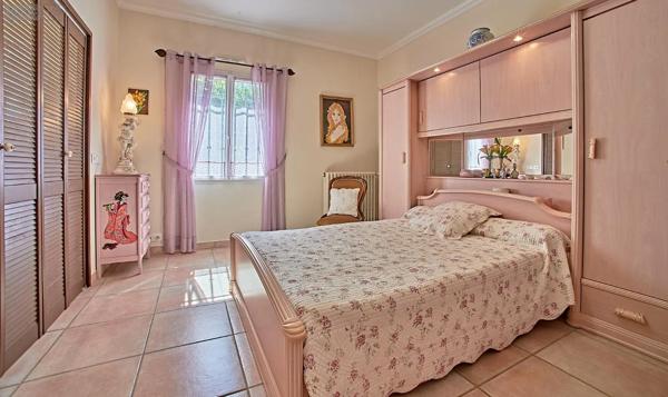 Achat - Maison Saint-Raphaël 83700 6 pièces 200 m 2 1208 m 2