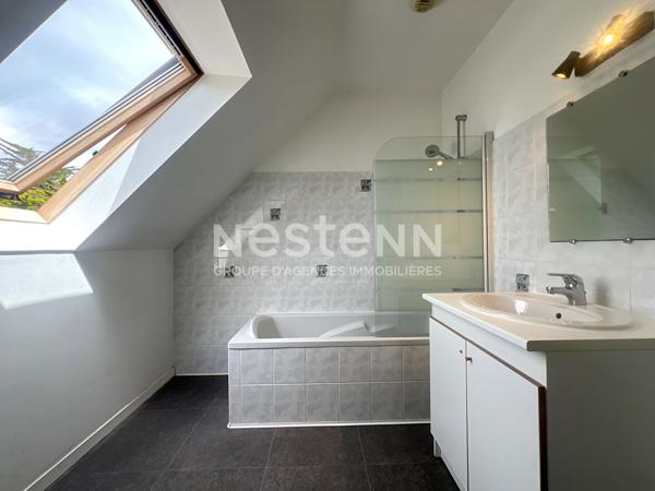 Maison 5 pièces à vendre à Sarzeau, proche bourg.