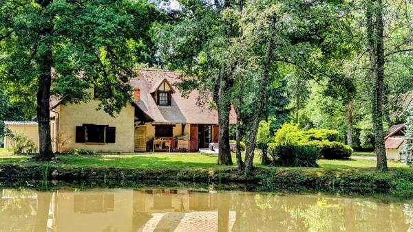 Vente Maison 7 pièces 138 m2 à Aubigny-sur-Nère