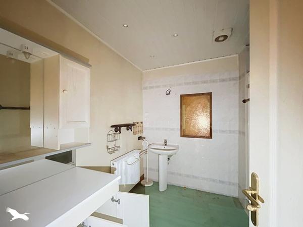 Immeuble 87 920 € Le Dorat 8 p 247 m² DPE D