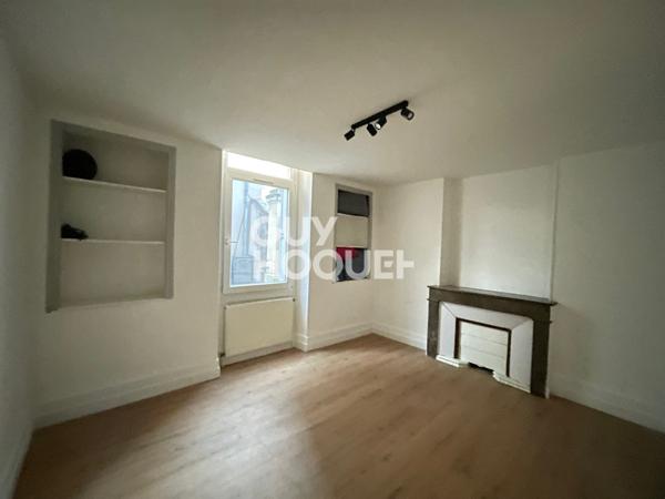 APPARTEMENT À LOUER DE 3 PIÈCES DE 58,00 M²