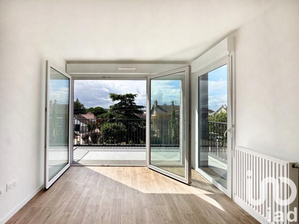 Location appartement 3 pièces 61 m² Aubergenville