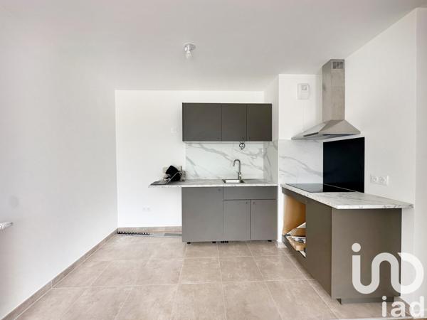 Location appartement 3 pièces 61 m² Aubergenville