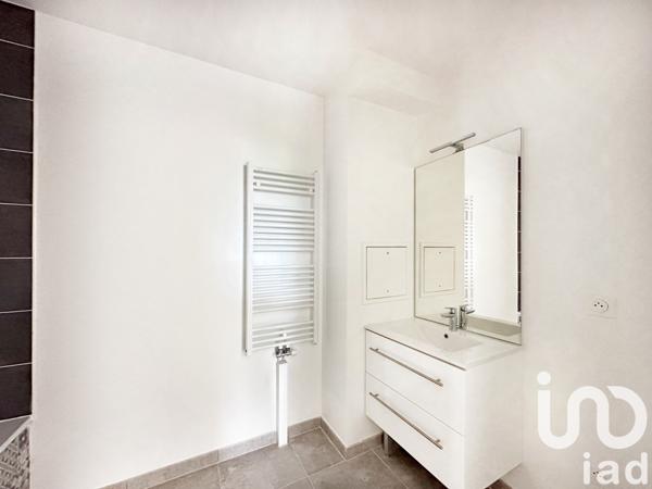 Location appartement 3 pièces 61 m² Aubergenville