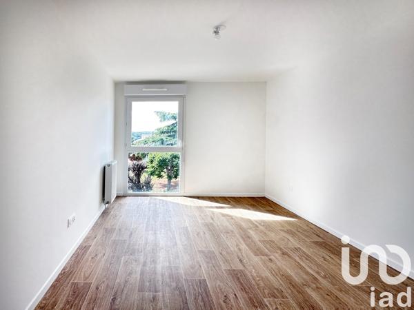 Location appartement 3 pièces 61 m² Aubergenville