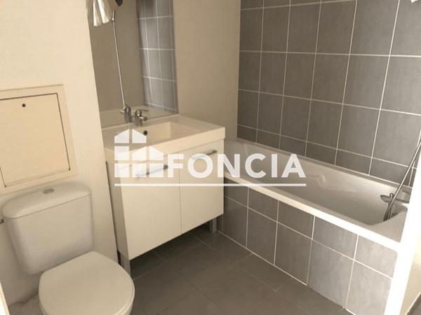 Location Appartement 2 pièces 43 m² - 5 BD JEAN MICHEL DALGABIO Saint-etienne 42100