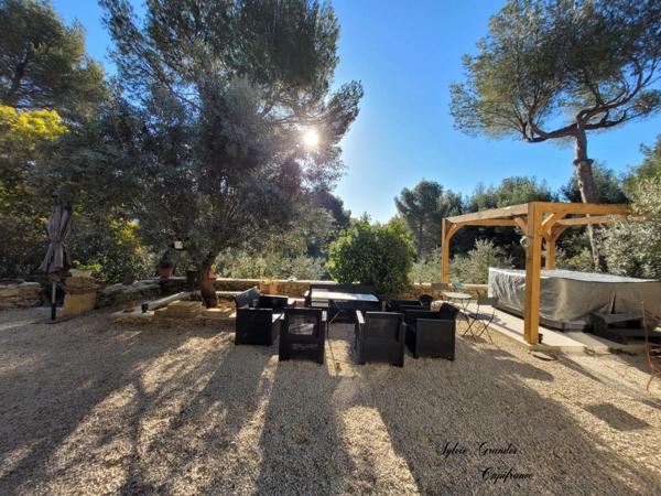 Dpt Bouches du Rhône (13), à vendre proche de  Salon-de-Provence maison P7