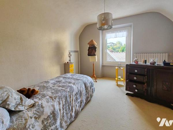 2105 - DEUX MAISONS A PROXIMITE IMMEDIATE DE LA MER