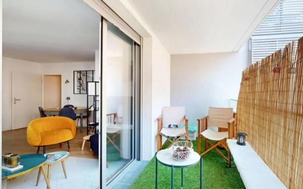 Appartement à vendre    4 pièces • 80,30 m2 Asnières-sur-Seine