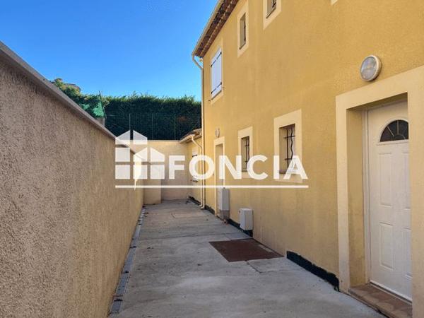 Location Appartement 5 pièces 96.4 m² - 18 RUE JULES FERRY Rians 83560