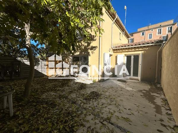 Location Appartement 5 pièces 96.4 m² - 18 RUE JULES FERRY Rians 83560