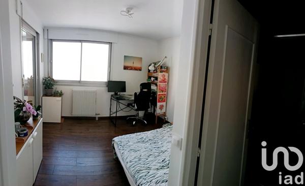 Appartement à vendre 4 pièces 99 m² Suresnes