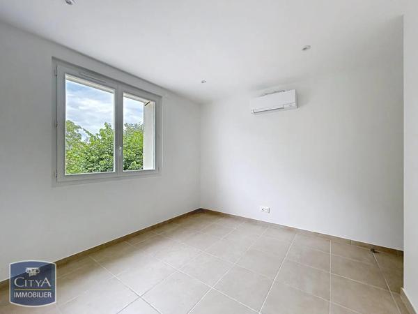 Appartement à louer 2 pièces 53.33m² Pommiers (69480)