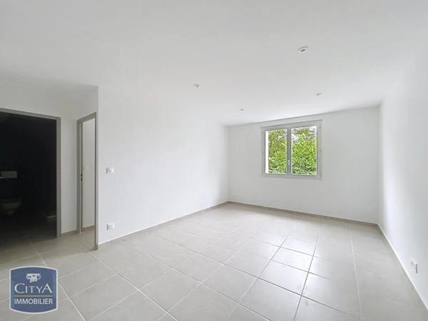 Appartement à louer 2 pièces 53.33m² Pommiers (69480)