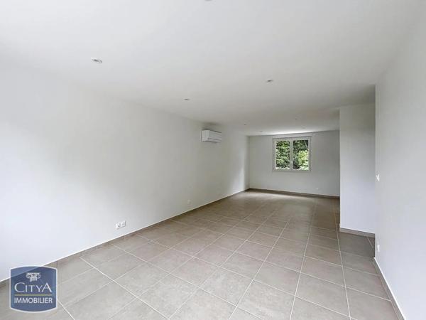 Appartement à louer 2 pièces 53.33m² Pommiers (69480)