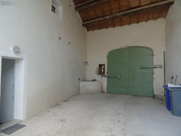 Maison de ville à vendre à Saint-Gilles dans le Gard (30800), ref : 11411/419