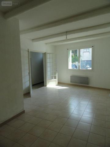 Maison de ville à vendre à Saint-Gilles dans le Gard (30800), ref : 11411/419