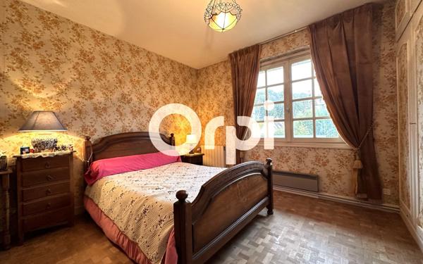 Maison à vendre    4 pièces • 162 m2 Soissons