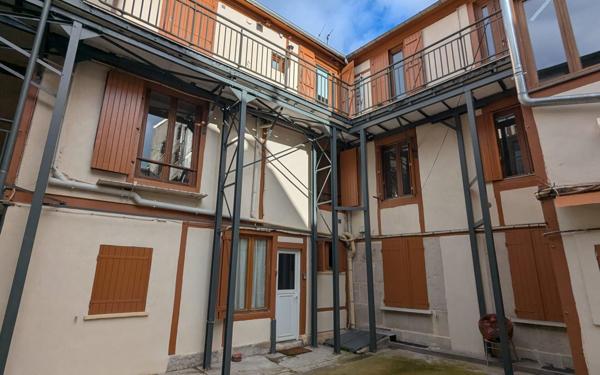 Appartement à vendre    2 pièces • 30,41 m2 Dijon