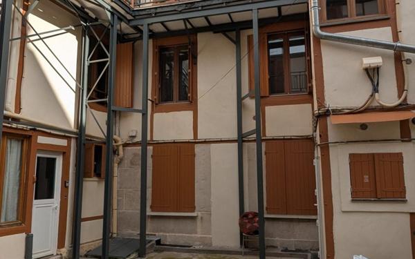 Appartement à vendre    2 pièces • 30,41 m2 Dijon