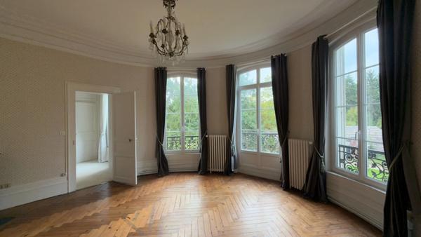 Propriete à vendre 14 pièces BOIS GUILLAUME (76)