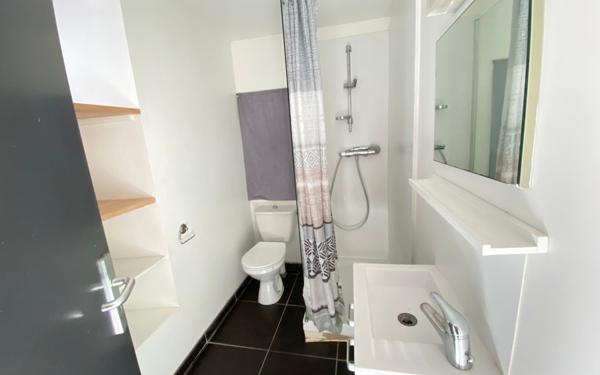 Maison à vendre    3 pièces • 49 m2 Guérande