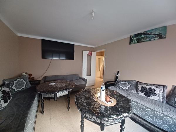 appartement 74M2 - 2chamnbres - un garage