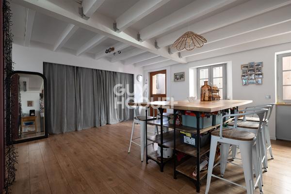 Emplacement exceptionnel , Appartement 3 pièce(s) - Hypercentre