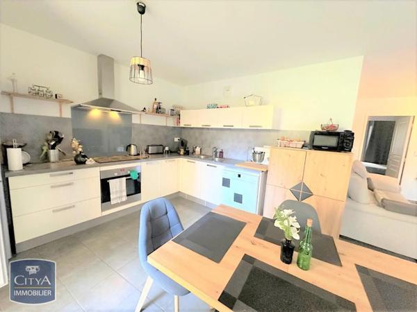 Appartement à louer 3 pièces 73.18m² Clermont-Ferrand (63000)