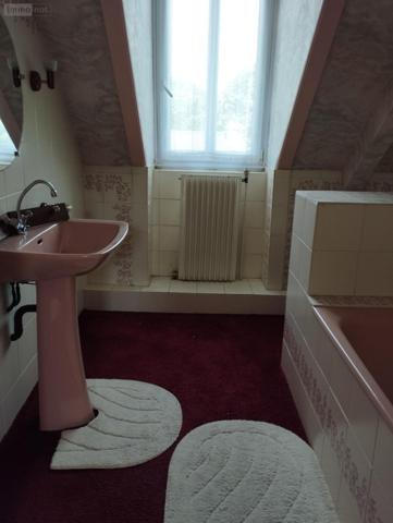 Maison de ville à vendre à Guingamp dans les Côtes-d'Armor (22200), ref : 00410FR   
centre ville