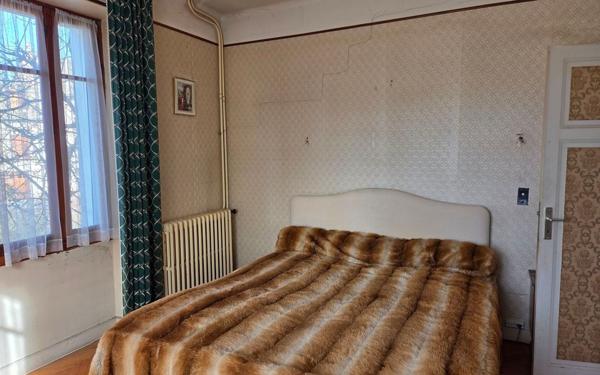 Maison à vendre    4 pièces • 103,11 m2 Aumont-Aubrac