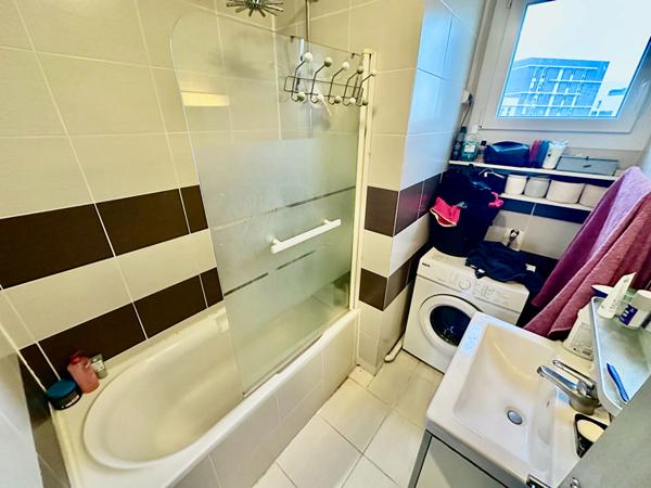 ERA Immobilier Laval vous propose en exclusivité  un Appartement Laval 3 pièce(s) 66 m2