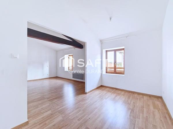 Maison de ville en pierre – cœur de La Verpillière