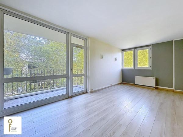 Appartement à louer à Roubaix réf. LA23508-GF