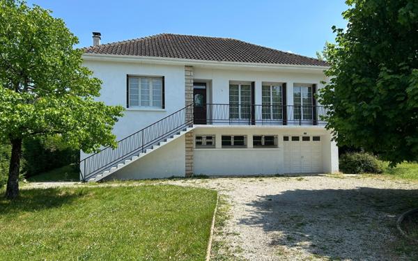 Maison à vendre    5 pièces •  La Rochefoucauld