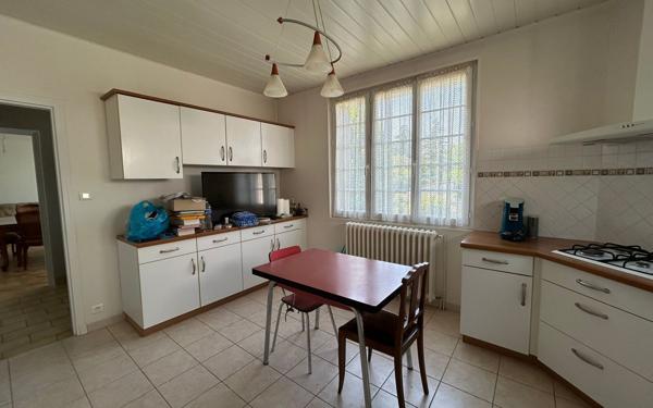 Maison à vendre    5 pièces •  La Rochefoucauld