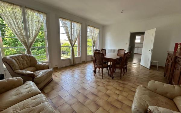 Maison à vendre    5 pièces •  La Rochefoucauld