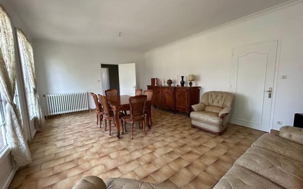 Maison à vendre    5 pièces •  La Rochefoucauld