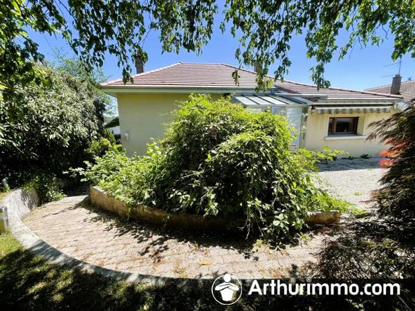 Vente                                                      Maison
                        
                     5 pièces                      89 m2                     à Seloncourt