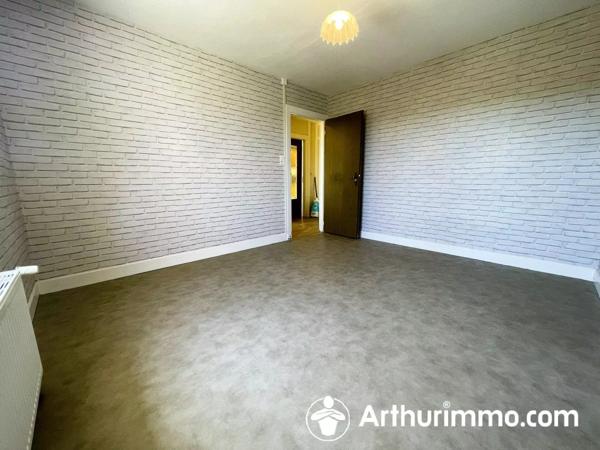 Vente                                                      Maison
                        
                     5 pièces                      89 m2                     à Seloncourt