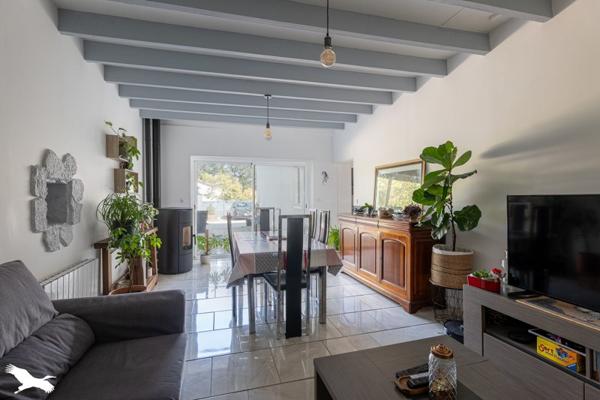 Maison à vendre |  Saint-Jean-d'Angély |  3 pièces | 76 m²
