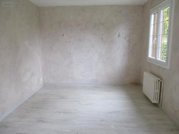 Maison à louer à Brionne dans l'Eure (27800), ref : 27049-L204