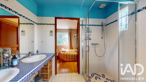 Maison à vendre 6 pièces 183 m² Villeneuve-sur-Lot