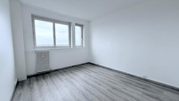 Tourcoing – Centre | 100 m² | 2 chambres | Loggia ~10 m² | Cave ~8 m²