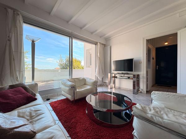 Pontaillac T4 terrasse vue mer Royan Pontaillac T4 terrasse vue mer Royan
