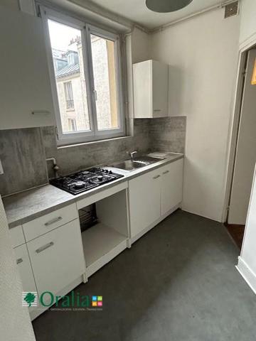 Appartement · Location Paris (75010) 4 pièces · 82m²