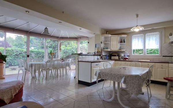 Maison à vendre    6 pièces •  Boé