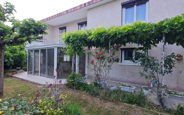 Maison à vendre    6 pièces •  Boé